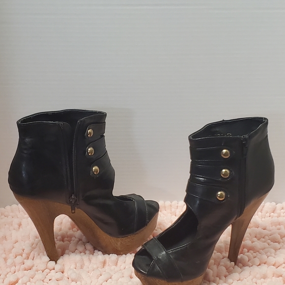 Welcome to Chicklassique!! - Picture 11 of 16